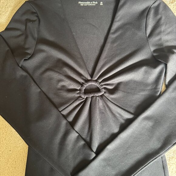 Abercrombie & Fitch Long Sleeve Cutout Bodysuit - Picture 2 of 7